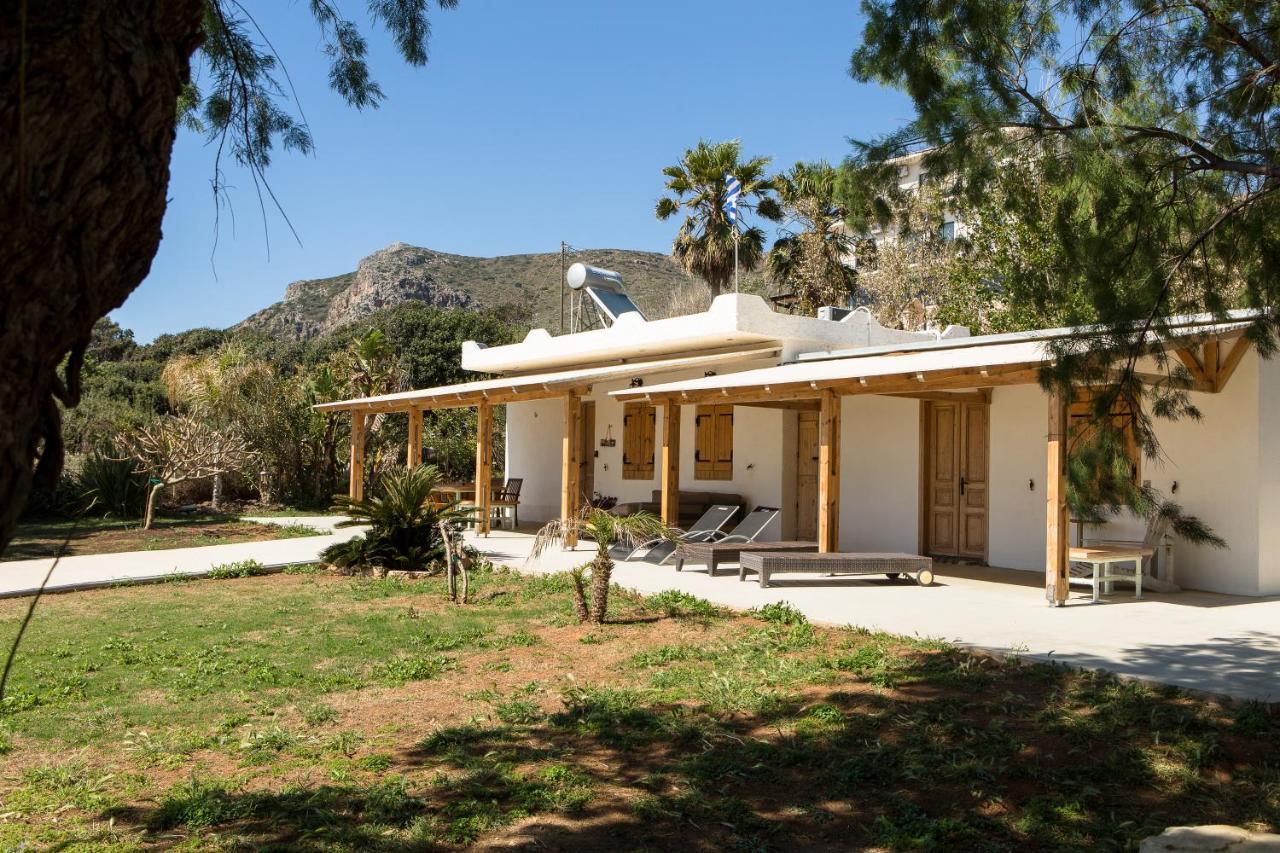 Mera Beachfront House - Falászarna Kültér fotó