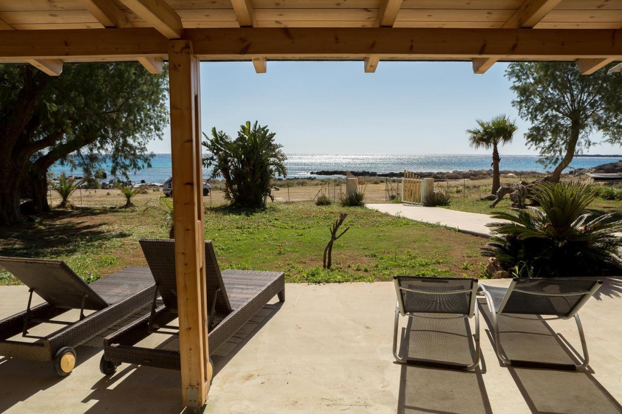 Mera Beachfront House - Falászarna Kültér fotó