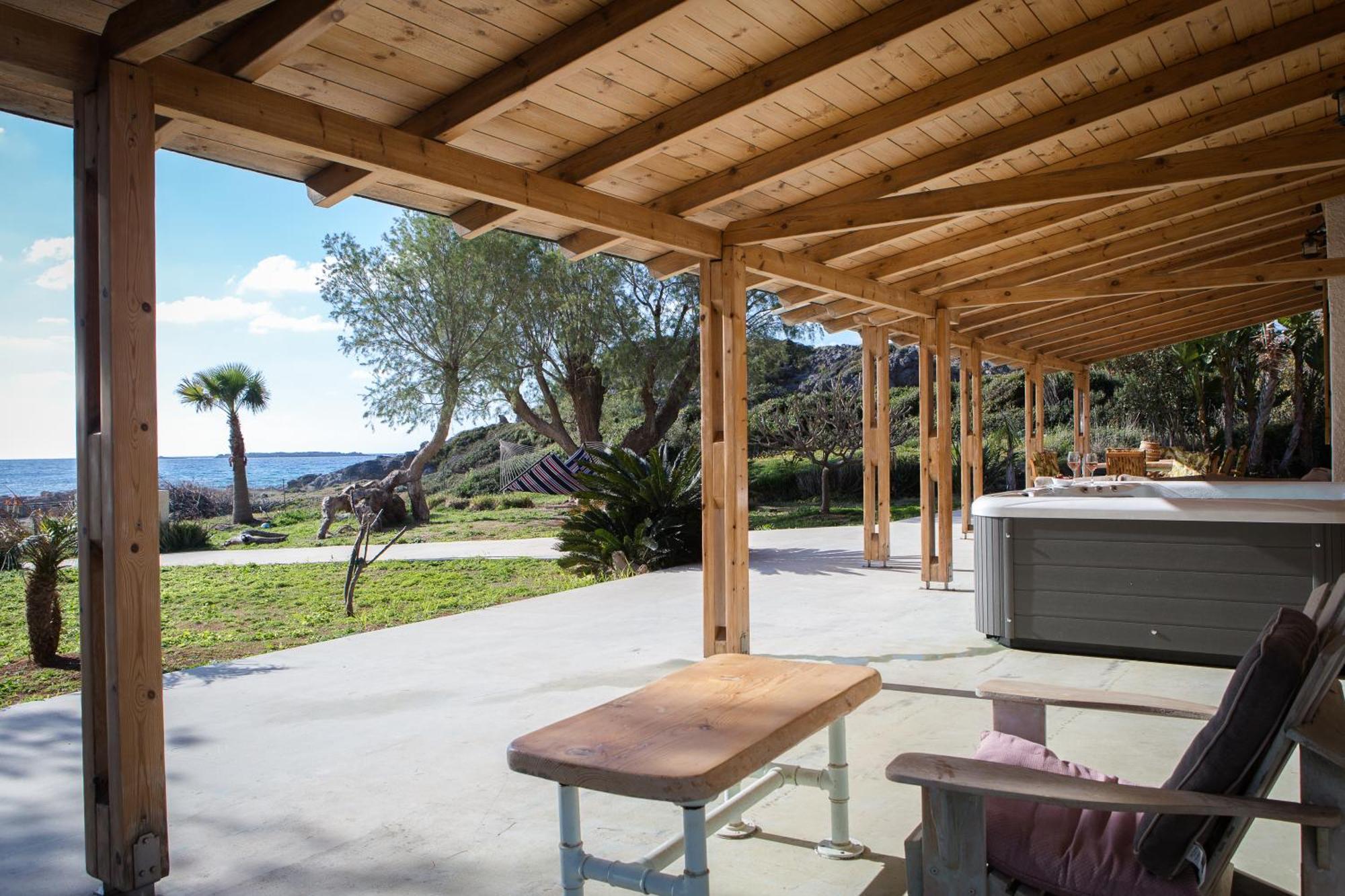 Mera Beachfront House - Falászarna Kültér fotó
