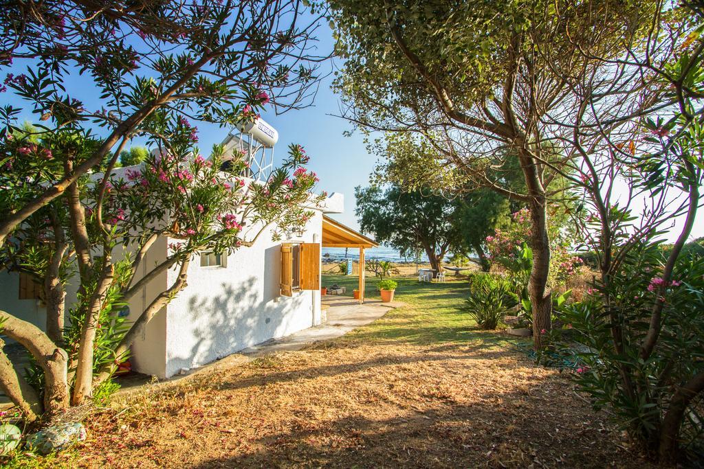 Mera Beachfront House - Falászarna Kültér fotó