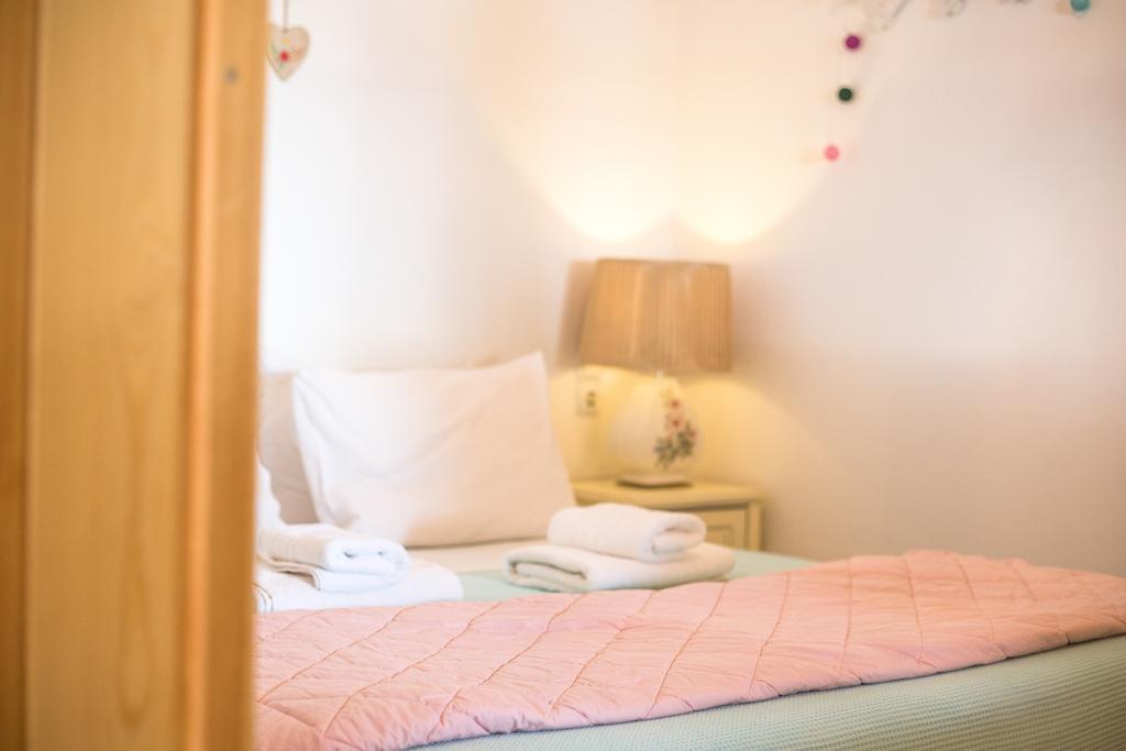 Mera Beachfront House - Falászarna Kültér fotó