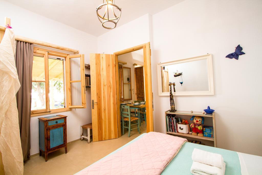Mera Beachfront House - Falászarna Kültér fotó
