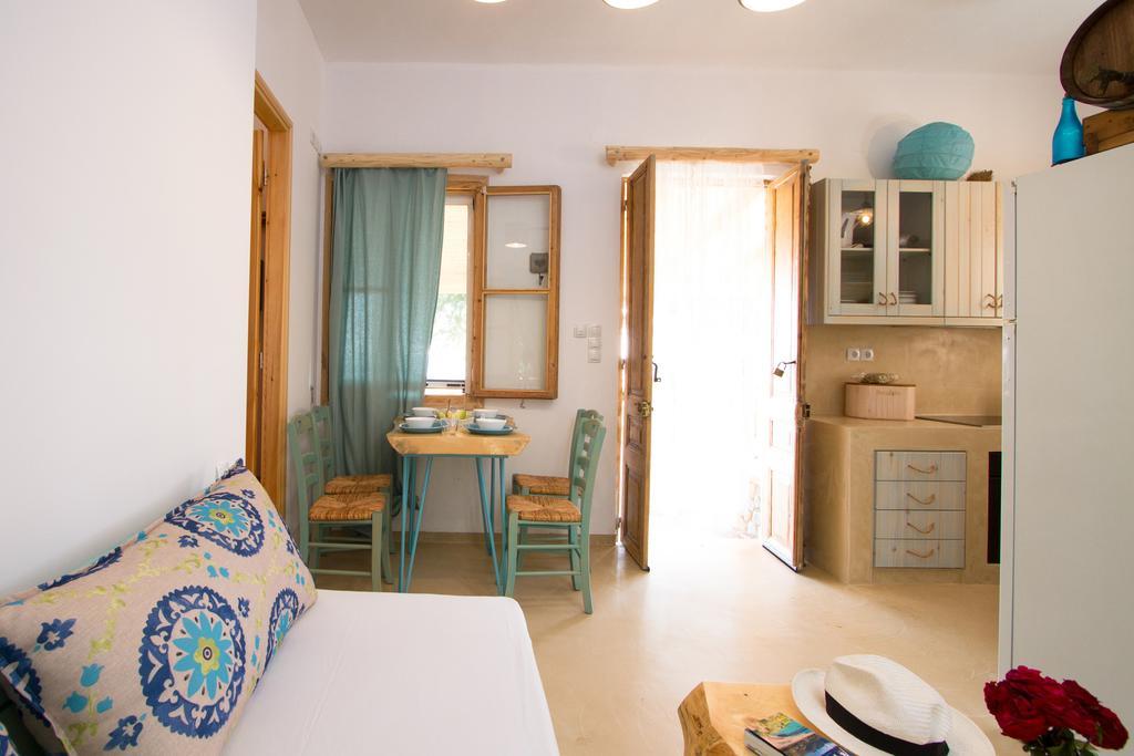 Mera Beachfront House - Falászarna Kültér fotó
